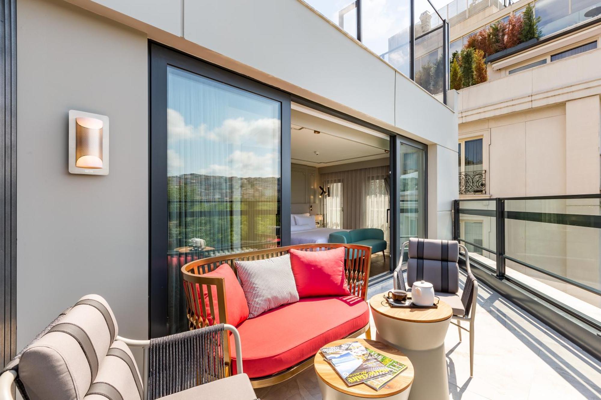 Stayso The House Hotel Estambul Exterior foto The Terrace at The Ivy Collection