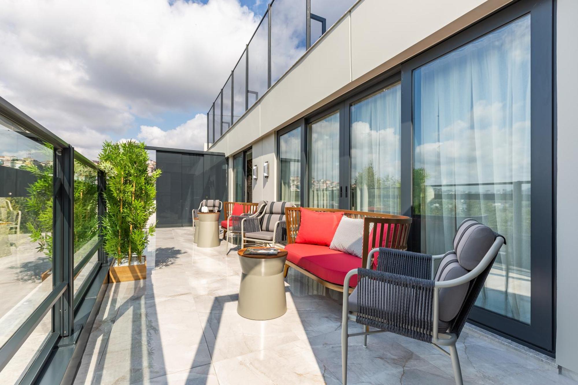 Stayso The House Hotel Estambul Habitación foto The Terrace at The Ivy Collection