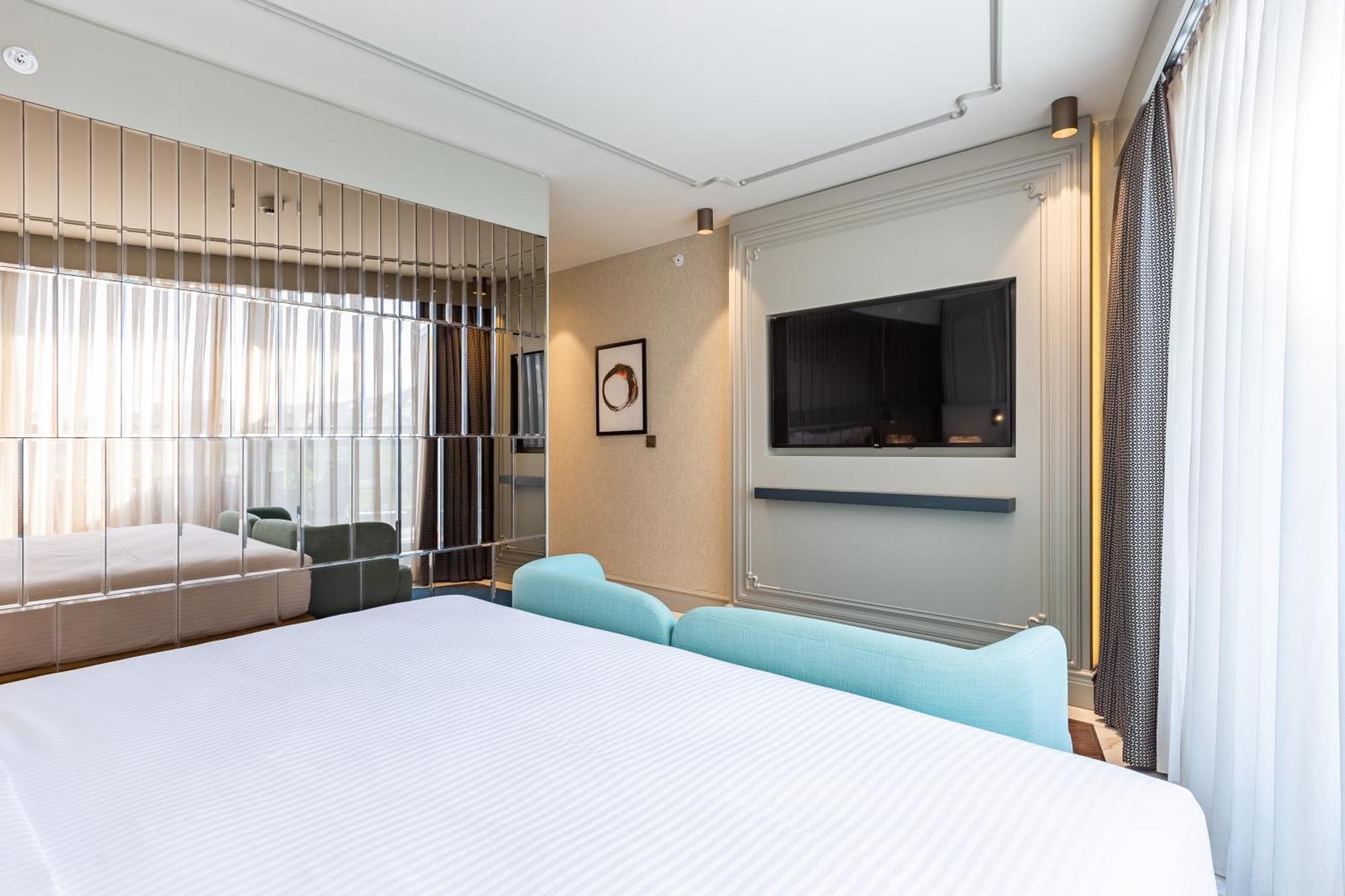Stayso The House Hotel Estambul Habitación foto A bedroom at the hotel